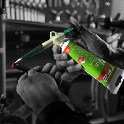Graisse vélo Weldtite TF2 au téflon avec pistolet 125 ml